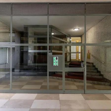 Centrale-duomo 10min - Spacious App - Sleeps 4 Apartmán Milán