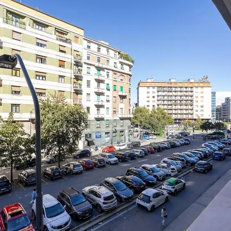 Centrale-duomo 10min - Spacious App - Sleeps 4 Lägenhet *