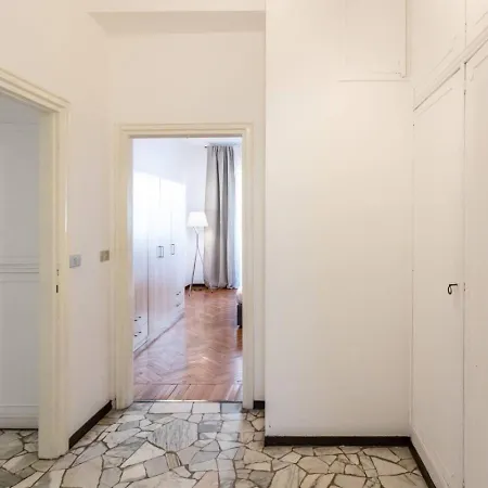 Centrale-duomo 10min - Spacious App - Sleeps 4 Milano