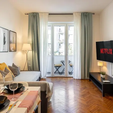 Lägenhet Centrale-duomo 10min - Spacious App - Sleeps 4