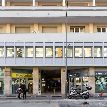Centrale-duomo 10min - Spacious App - Sleeps 4 Lägenhet Milano