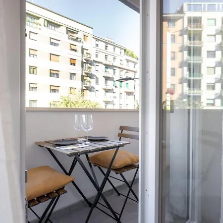Centrale-duomo 10min - Spacious App - Sleeps 4