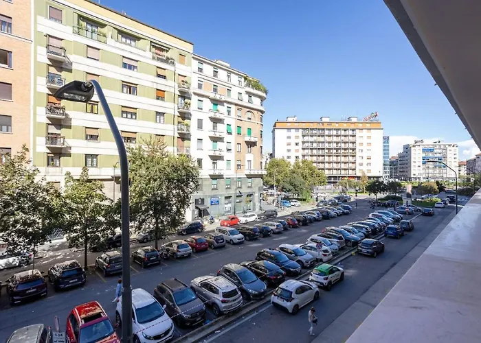 Centrale-duomo 10min - Spacious App - Sleeps 4 Διαμέρισμα *