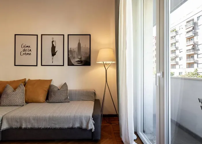 Centrale-duomo 10min - Spacious App - Sleeps 4 Διαμέρισμα *